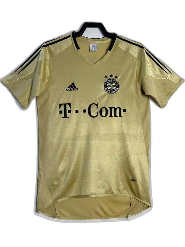 bayern-munich-03-04-ii-away-jersey-retro-version-1