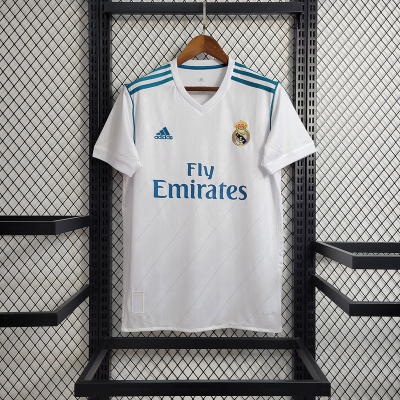 Real Madrid 17-18 Retro home