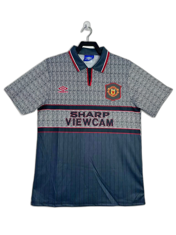 manchester-united-95-96-ii-away-jersey-retro-version-1