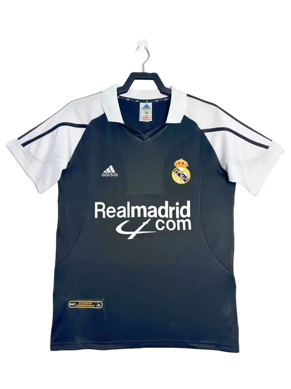 real-madrid-01-02-ii-away-jersey-retro-version-1