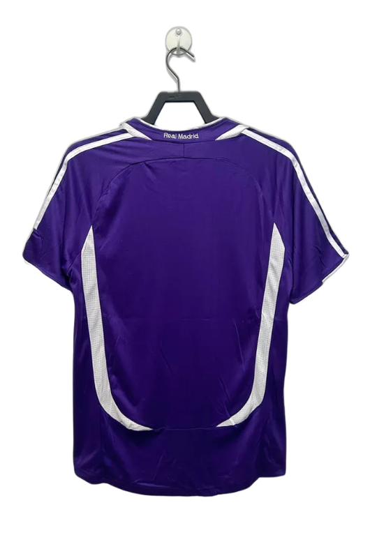 real-madrid-06-07-ii-away-jersey-retro-version-2