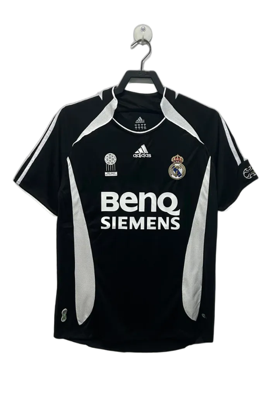 real-madrid-06-07-iii-third-jersey-retro-version-1