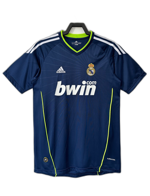 real-madrid-10-11-ii-away-jersey-retro-version-1